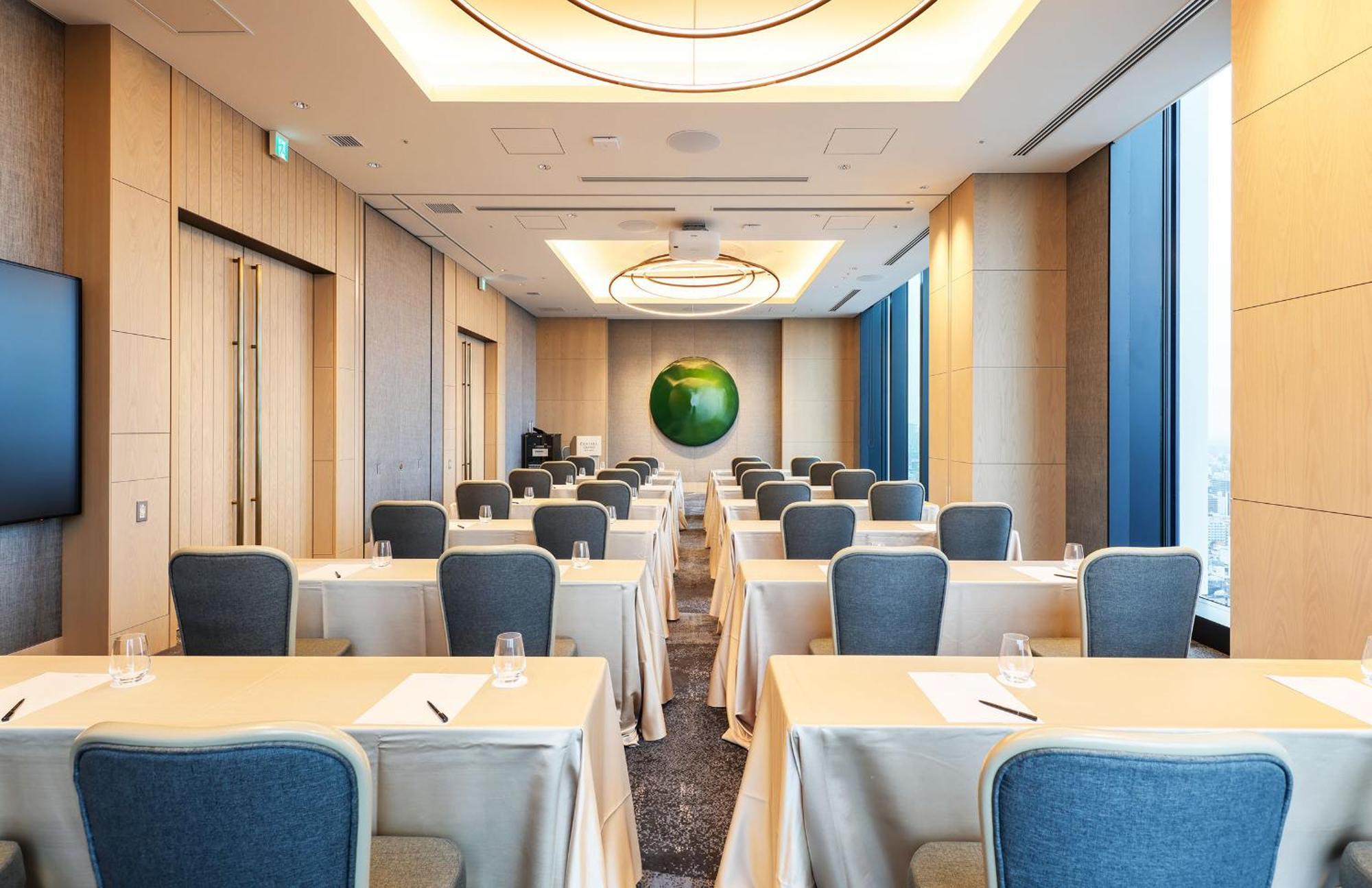 Centara Grand Hotel Osaka Exteriör bild Meeting room