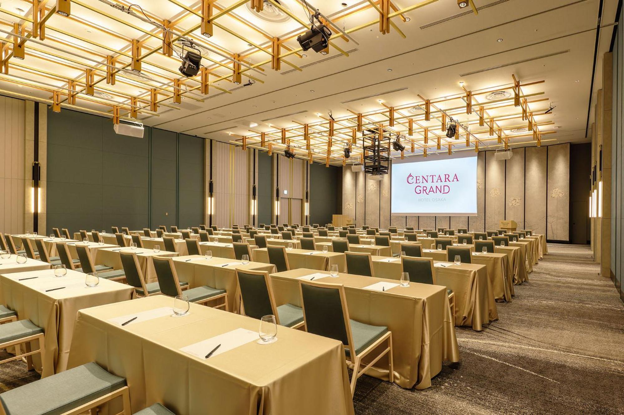 Centara Grand Hotel Osaka Exteriör bild Centara Grand Ballroom