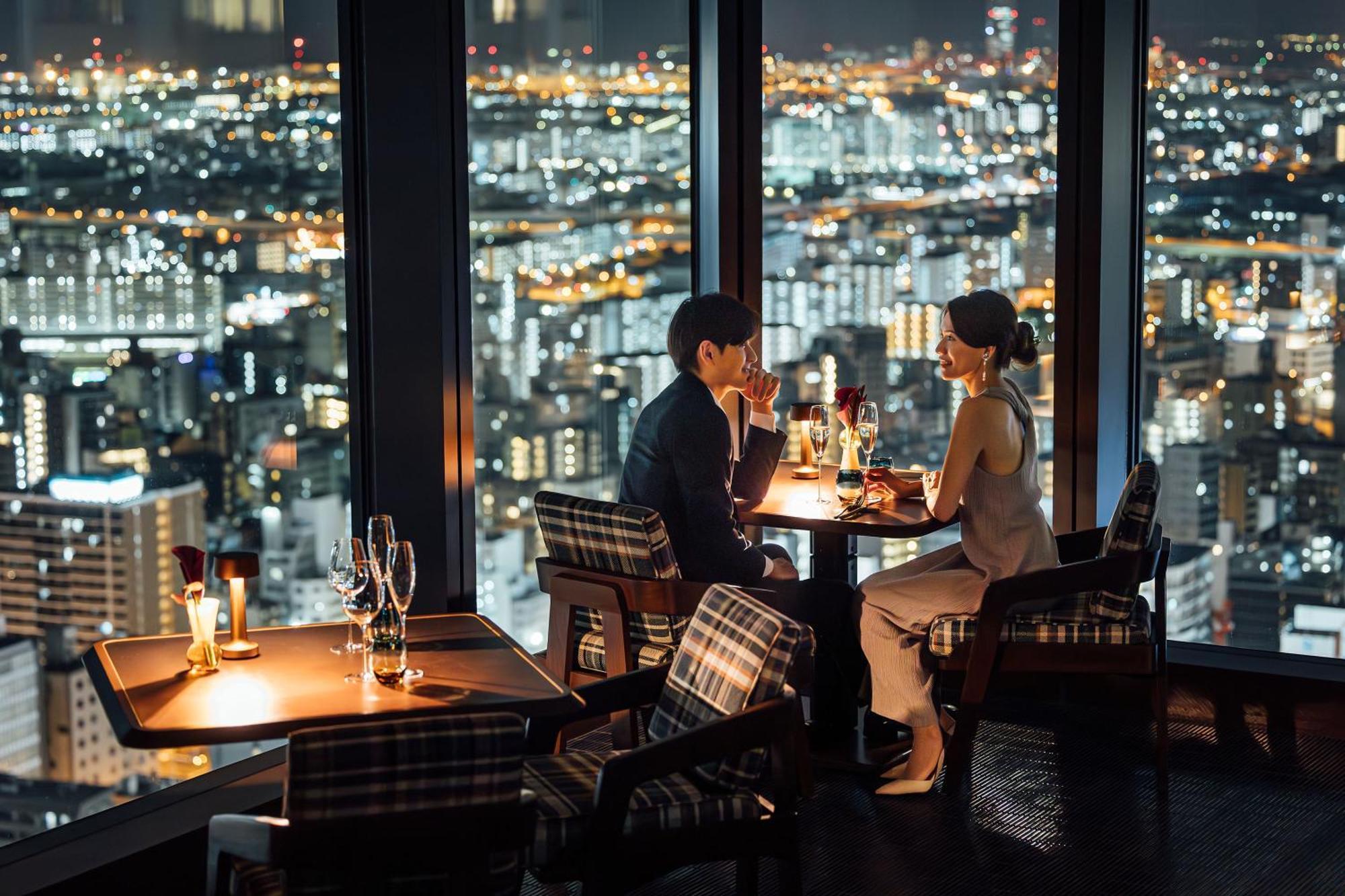 Centara Grand Hotel Osaka Exteriör bild Sky Bar